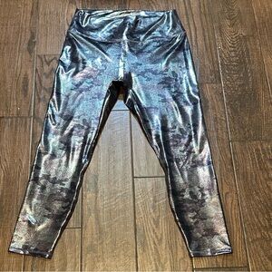 Fabletics Metallic Camo leggings - XL